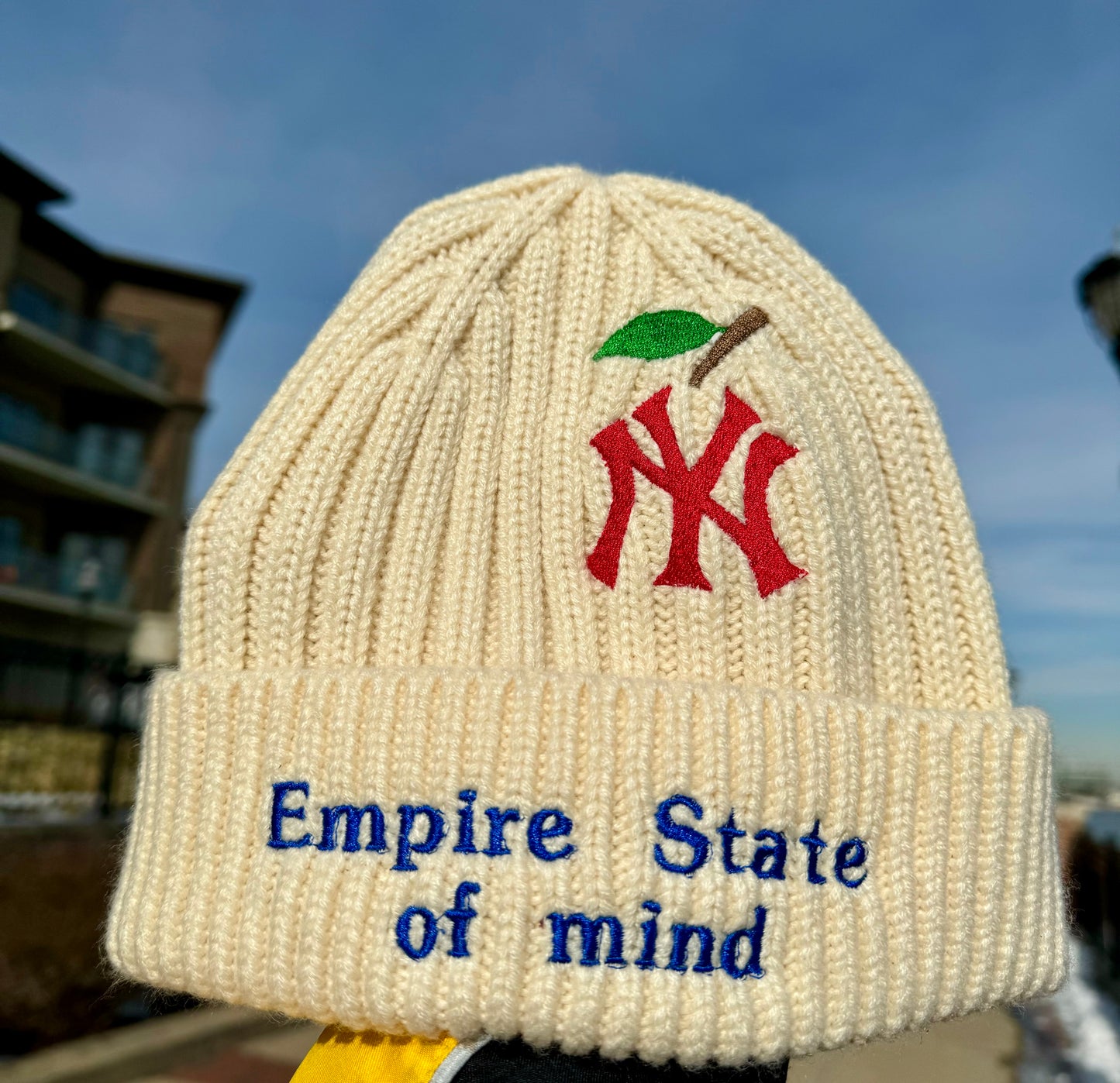 Apple N.Y. State of mind                       Empire State of mind